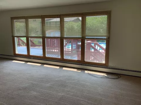 6640 Forestview Dr, Oak Forest, IL 60452 photo 2