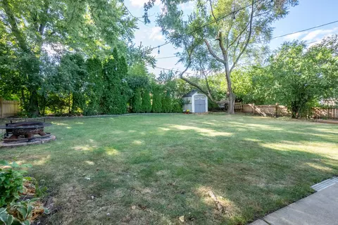 1400 Cooper Rd, Hoffman Estates, IL 60169 photo 30