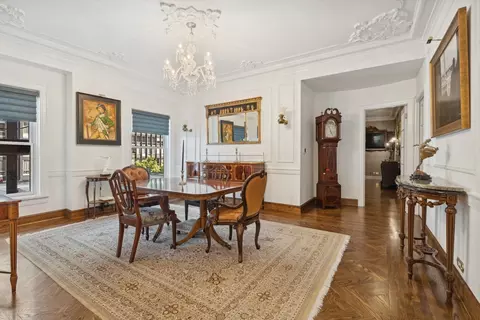 Dining - 257 E Delaware Pl #3, Chicago, IL 60611 photo 2 of 4