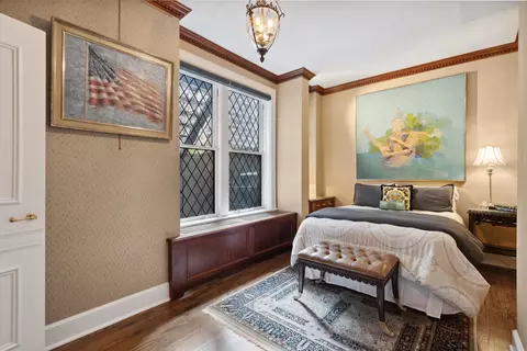 Bedroom - 257 E Delaware Pl #3, Chicago, IL 60611 photo 5 of 6