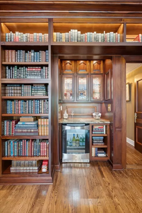 Other - 257 E Delaware Pl #3, Chicago, IL 60611 photo 7 of 12