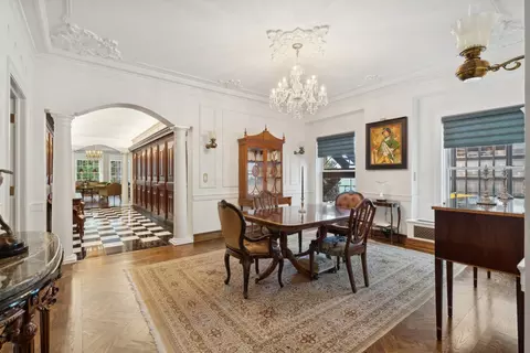 Dining - 257 E Delaware Pl #3, Chicago, IL 60611 photo 1 of 4