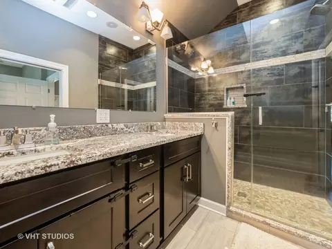 Bath - 119 Valley View Dr, Mchenry, IL 60050 photo 1 of 2