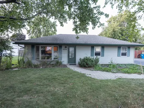 23430 W Link Ln, Plainfield, IL 60586 photo 1