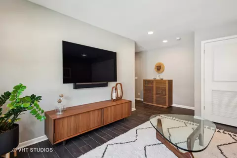 819 Lee St, Des Plaines, IL 60016 photo 18