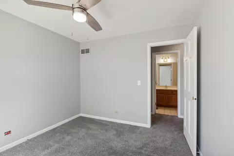 Bedroom - 2832 Mapleside Ct, Aurora, IL 60502 photo 3 of 7