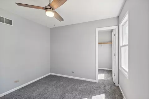Bedroom - 2832 Mapleside Ct, Aurora, IL 60502 photo 5 of 7