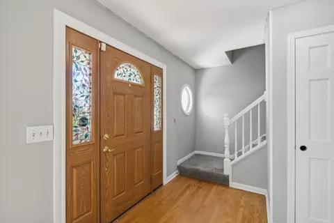 Entry Way - 2832 Mapleside Ct, Aurora, IL 60502 photo 1 of 1