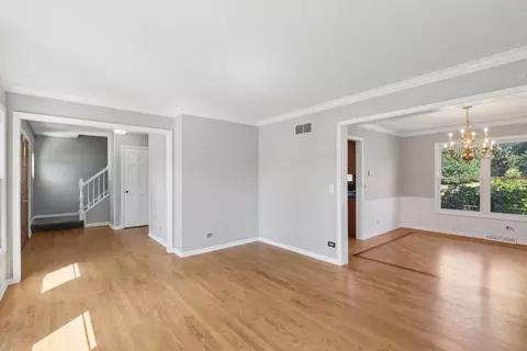 Living - 2832 Mapleside Ct, Aurora, IL 60502 photo 5 of 5
