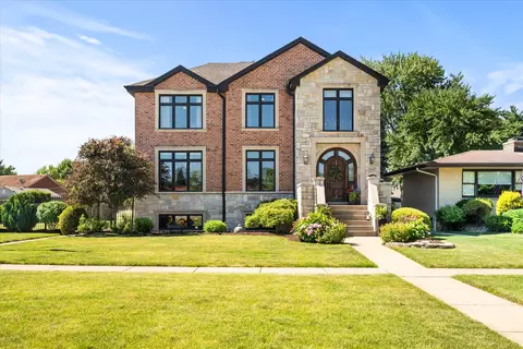 3447 W 97th St, Evergreen Park, IL 60805