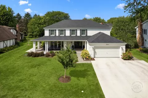 1433 Briergate Dr, Naperville, IL 60563