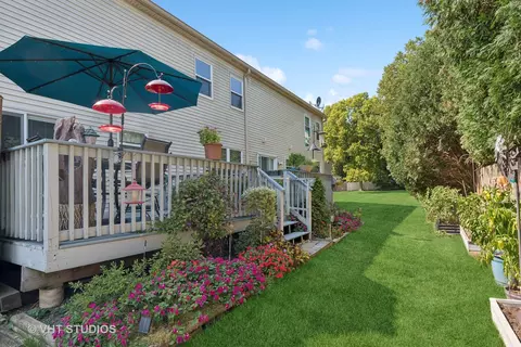 841 Perry Dr, Algonquin, IL 60102 photo 21