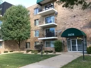 3838 W 111th St #311, Chicago, IL 60655