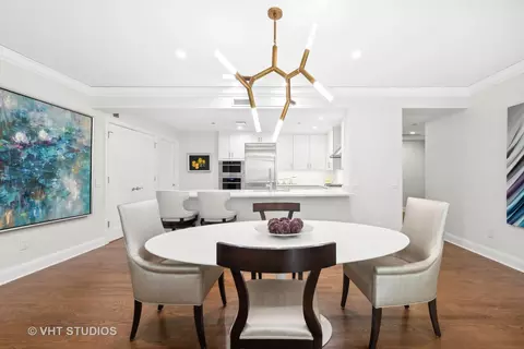 Dining - 270 E Pearson St #403, Chicago, IL 60611 photo 2 of 2