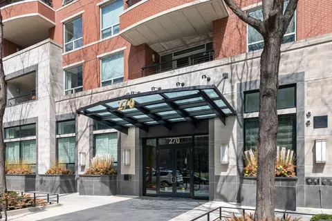270 E Pearson St #403, Chicago, IL 60611