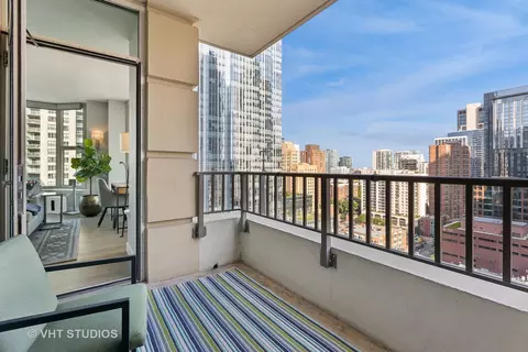25 E Superior St #1902, Chicago, IL 60611 photo 11