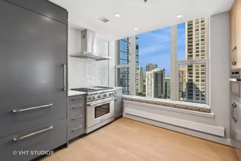 25 E Superior St #1902, Chicago, IL 60611 photo 4