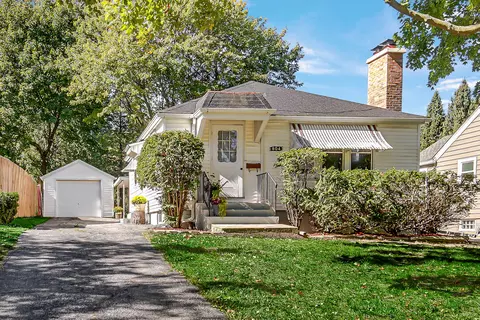 804 Flossmoor Ave, Waukegan, IL 60085