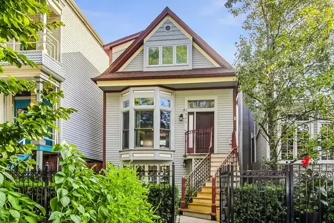 1441 W School St, Chicago, IL 60657