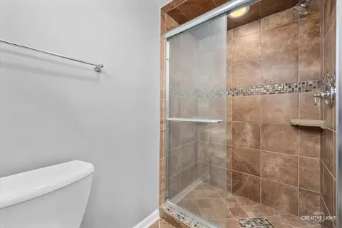570 Simms St, Aurora, IL 60505 photo 25