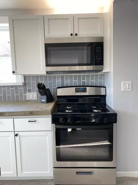 955 Superior St, Aurora, IL 60505 photo 6