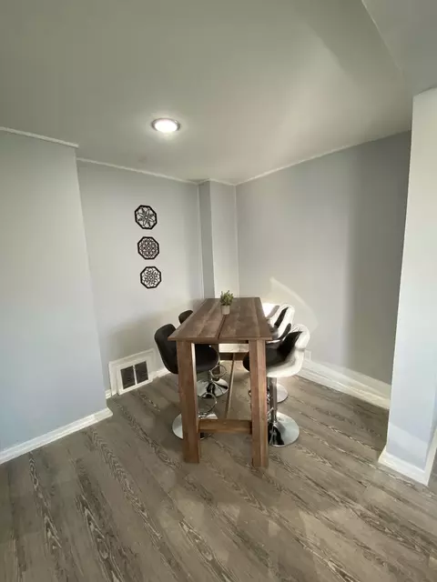 955 Superior St, Aurora, IL 60505 photo 9