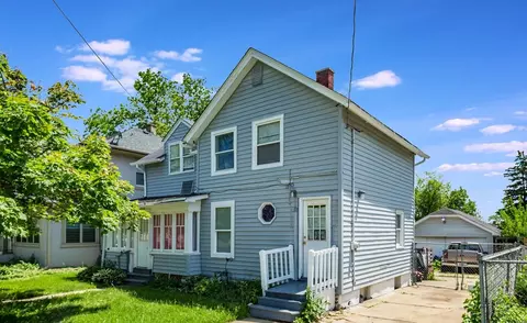 955 Superior St, Aurora, IL 60505