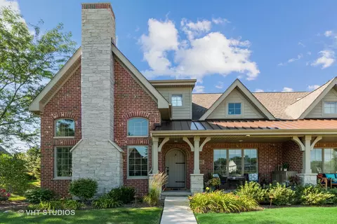9772 Folkers Dr, Frankfort, IL 60423