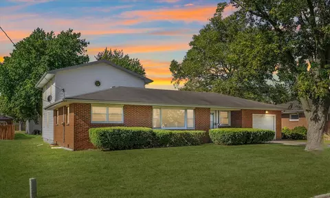 545 S Guthrie St, Gibson City, IL 60936