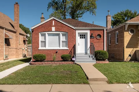 9729 S Woodlawn Ave, Chicago, IL 60628