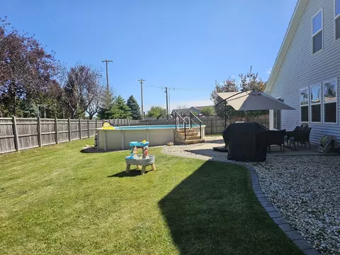 Exterior - 5603 Kimberly Dr, Plainfield, IL 60586 photo 5 of 7
