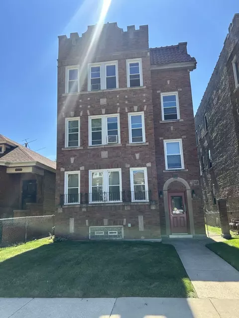 1745 E 84th Pl, Chicago, IL 60617