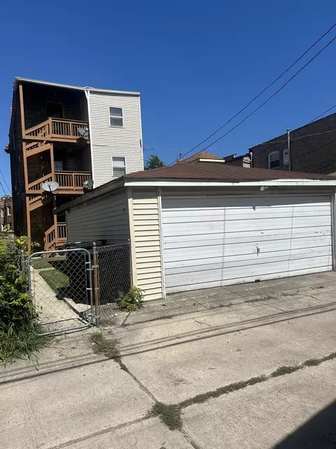 1745 E 84th Pl, Chicago, IL 60617 photo 6