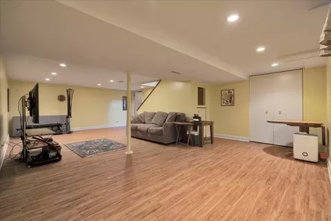 Other - 456 Hamilton Dr, Wheaton, IL 60189 photo 4 of 5