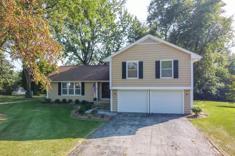 42 W745 Steeplechase, Saint Charles, IL 60175