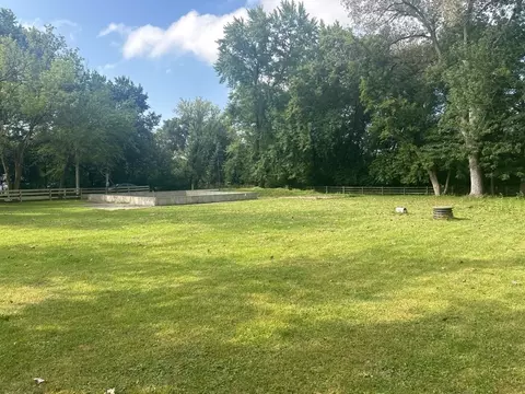 620 Pokagon Dr, Algonquin, IL 60102 photo 8