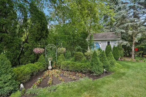 6627 Bentley Ave, Willowbrook, IL 60527 photo 28