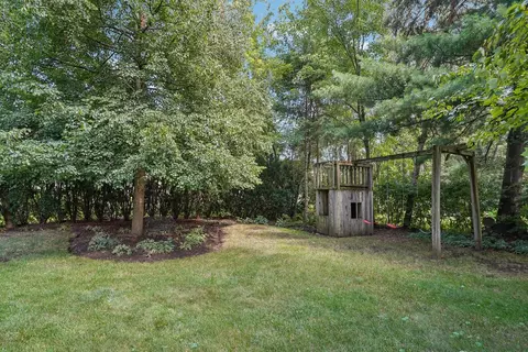 6627 Bentley Ave, Willowbrook, IL 60527 photo 27