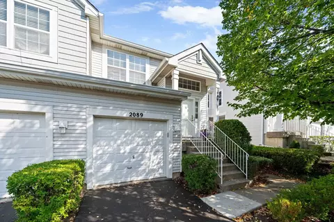 2089 Orchard Ln, Carpentersville, IL 60110