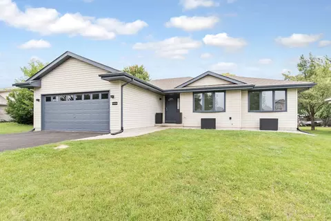 1908 Great Falls Dr, Plainfield, IL 60586