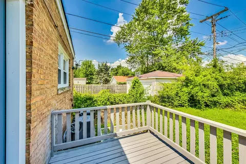 Exterior - 2864 W 85th St, Chicago, IL 60652 photo 4 of 8