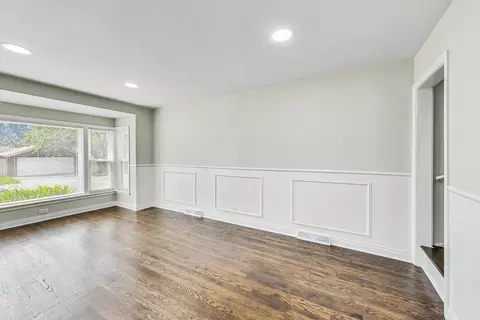 Living - 2864 W 85th St, Chicago, IL 60652 photo 2 of 6