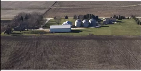6239 S 6000w Rd, Chebanse, IL 60922