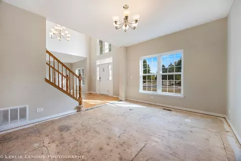 970 Estancia Ln, Algonquin, IL 60102 photo 3