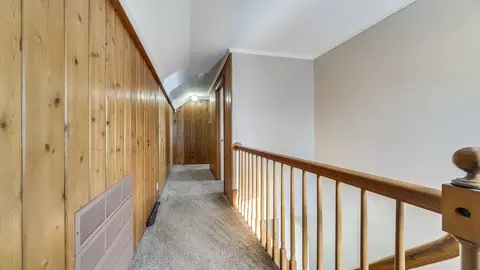 Entry Way - 1101 S 3rd St, Oregon, IL 61061 photo 4 of 7