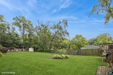 226 E Washington St, Des Plaines, IL 60016 photo 11