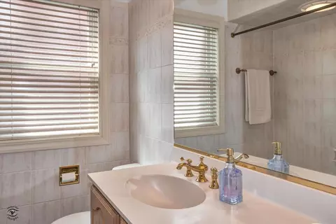 9352 S Bell Ave, Chicago, IL 60643 photo 22