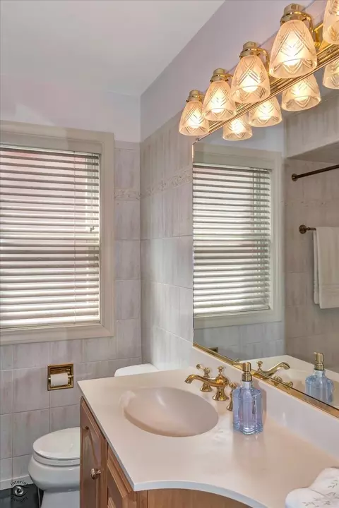 9352 S Bell Ave, Chicago, IL 60643 photo 21
