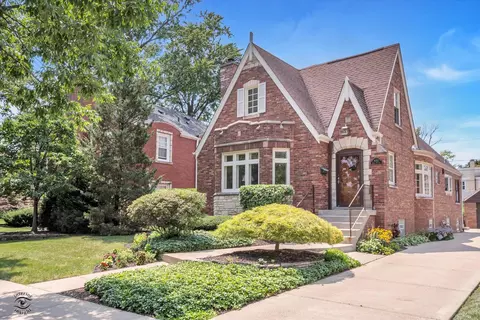 9352 S Bell Ave, Chicago, IL 60643 photo 3