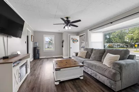27 George St, Morris, IL 60450 photo 4
